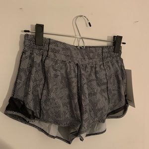 Lululemon Hotty Hot Shorts - Seawheeze exclusive